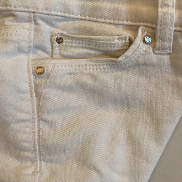 White House Black House size 00R (XXS) Slim Ankle fit. In very good condition. - Picture 9 of 11